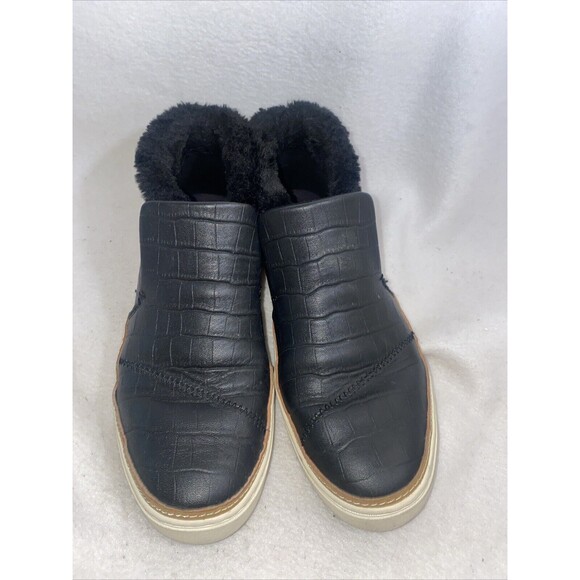 TOMS PAXTON Leather Suede Crocodile Embossment SLIP ON ANKLE BOOT 7 Faux Fur - Picture 2 of 9